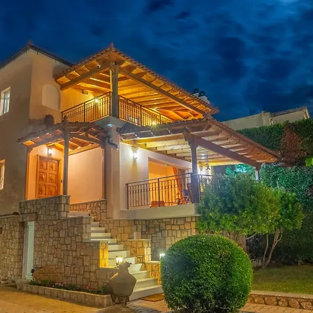Pasithea Villa *